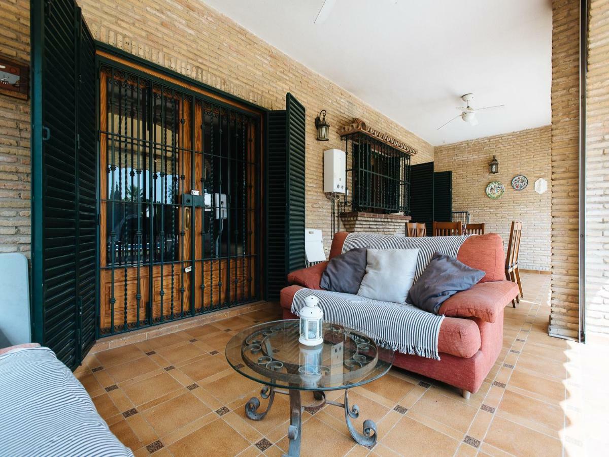 Divi Apartments Villa Reyes Майрена-дель-Альхарафе Екстер'єр фото