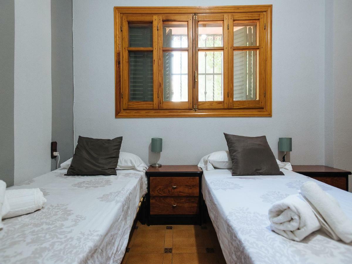 Divi Apartments Villa Reyes Майрена-дель-Альхарафе Екстер'єр фото